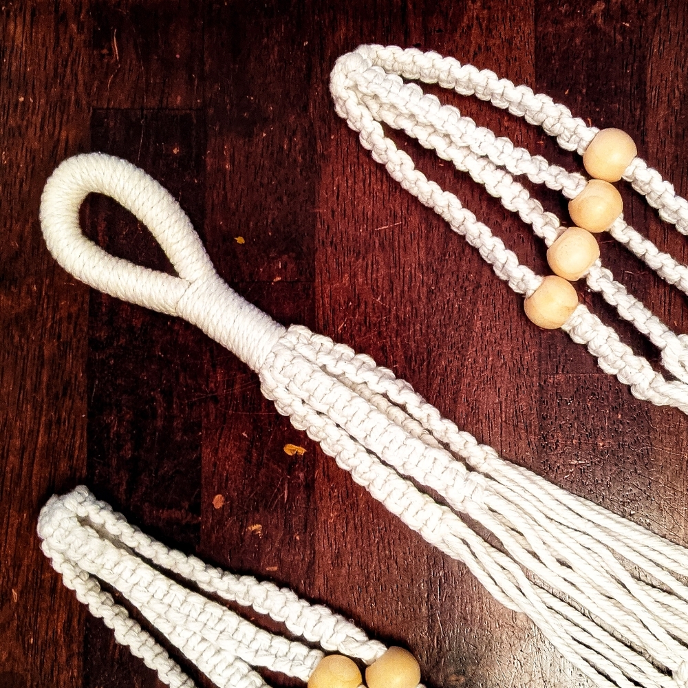 Handmade Macrame Boho Plant Hanger - Picture 3 of 9